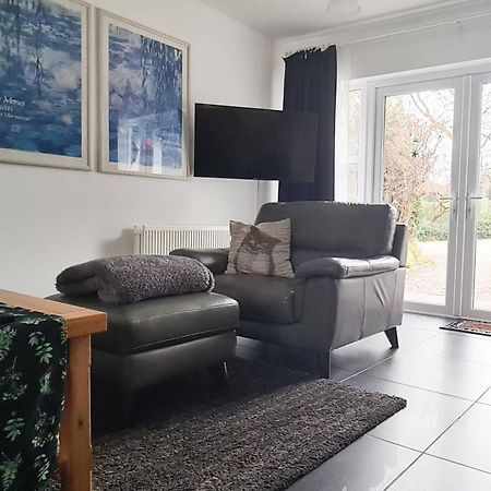 Apartament Nara Seaside Retreat Cultra Zewnętrze zdjęcie